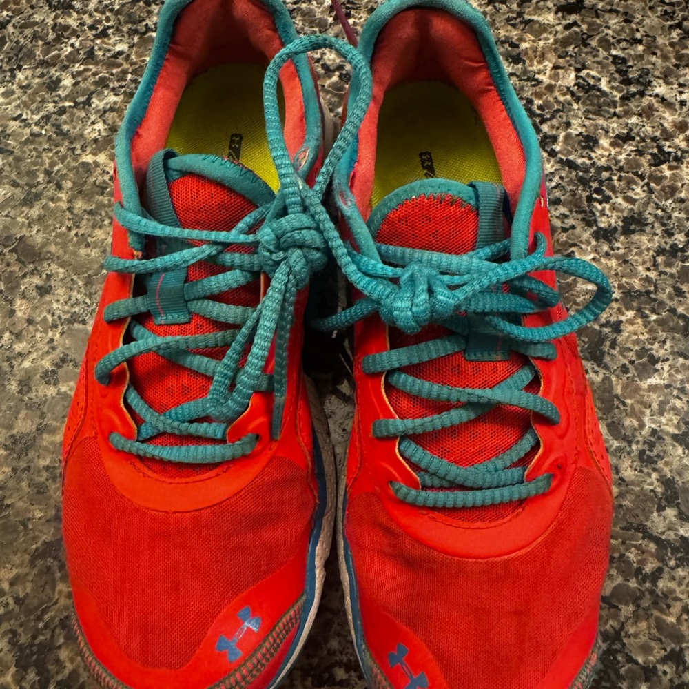 Under Armour Micro G 4D-Foam